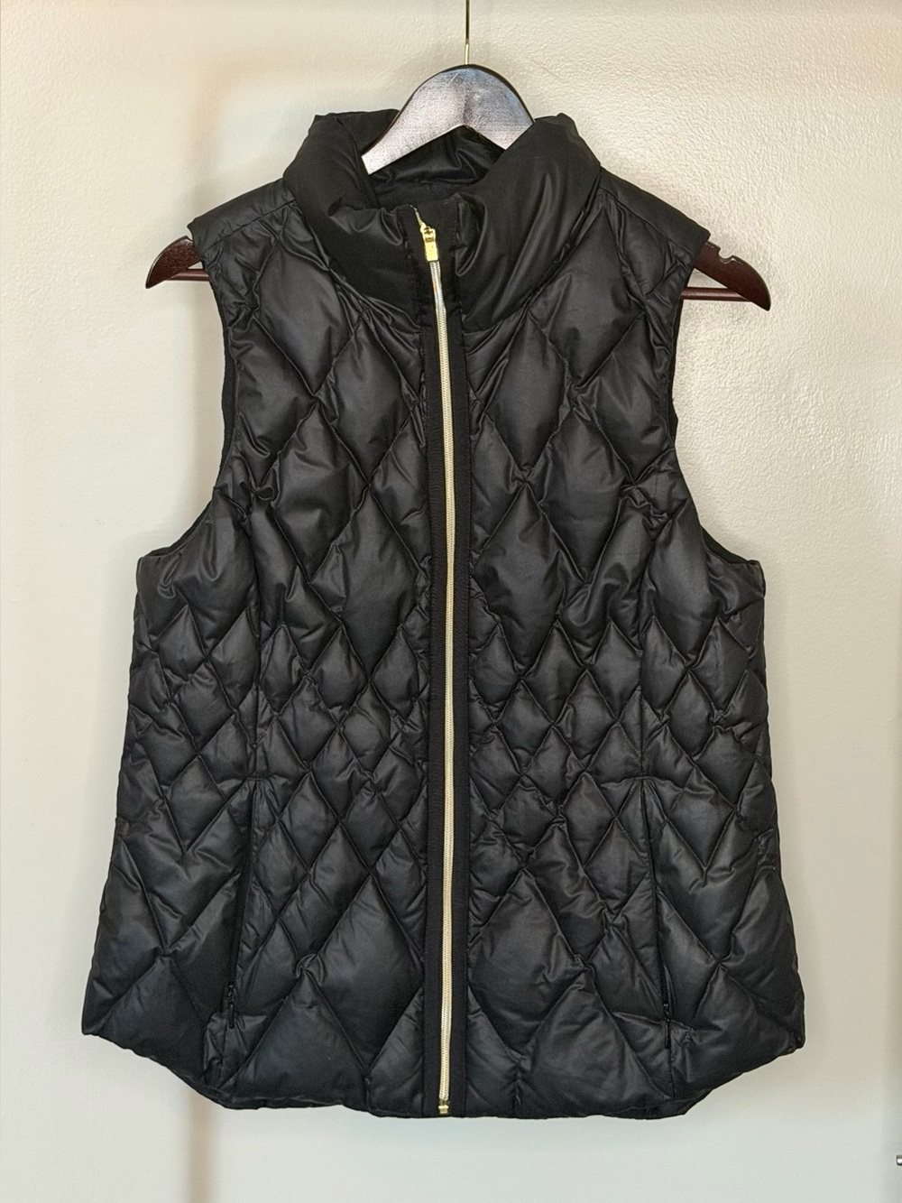Athleta Black Goose Down Quilted Puffer Vest Full Zip Women’s Size L